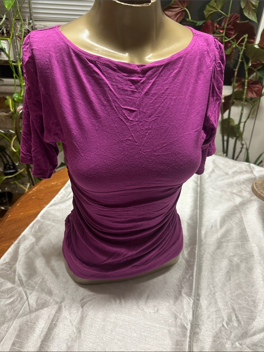 Lilac Clothing Short Sleeve Scoop Neck Top in Bright Magenta